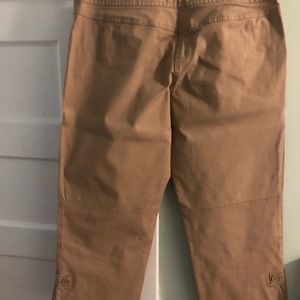 Women’s 4 petite capris